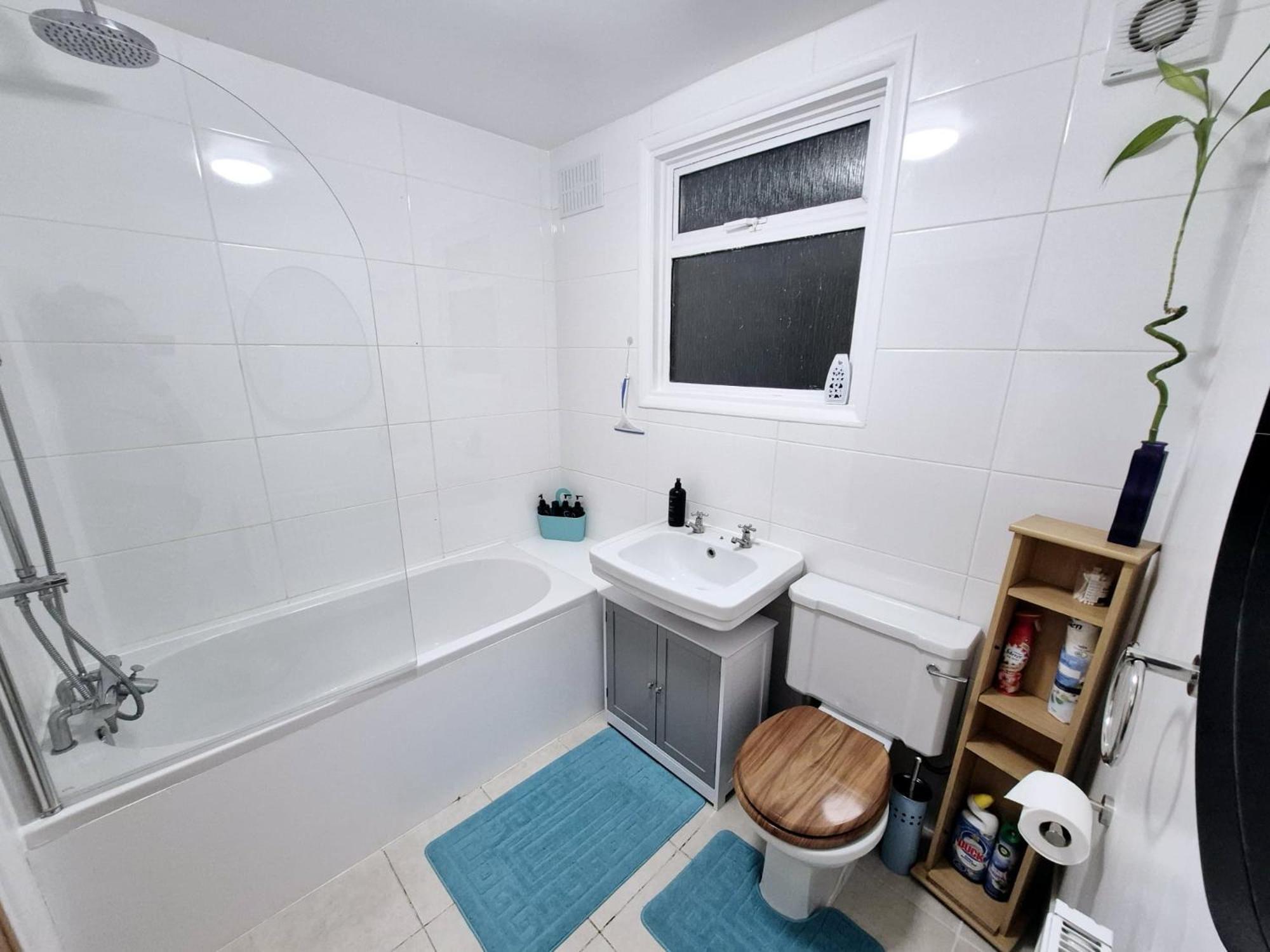Stylish And Bright Flat In London N8 Turnpike Lane - Piccadilly Line Leilighet Eksteriør bilde